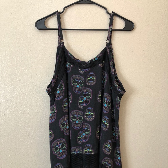 High-low Flowy Sugar Skull Tank - Picture 4 of 4